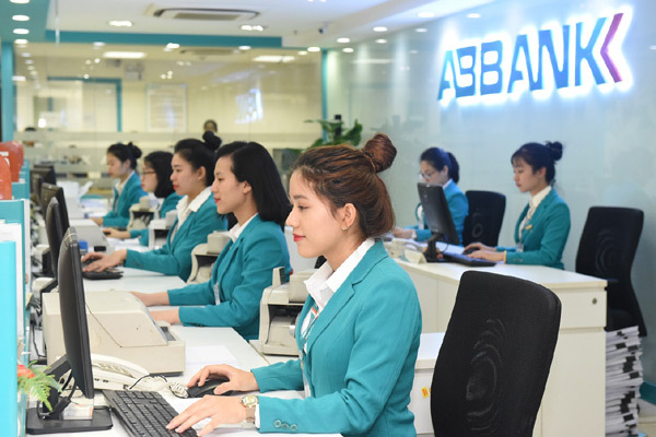 Ảnh minh họa – ABBank có chính sách lương, thưởng đối với nhân sự mới ra sao?