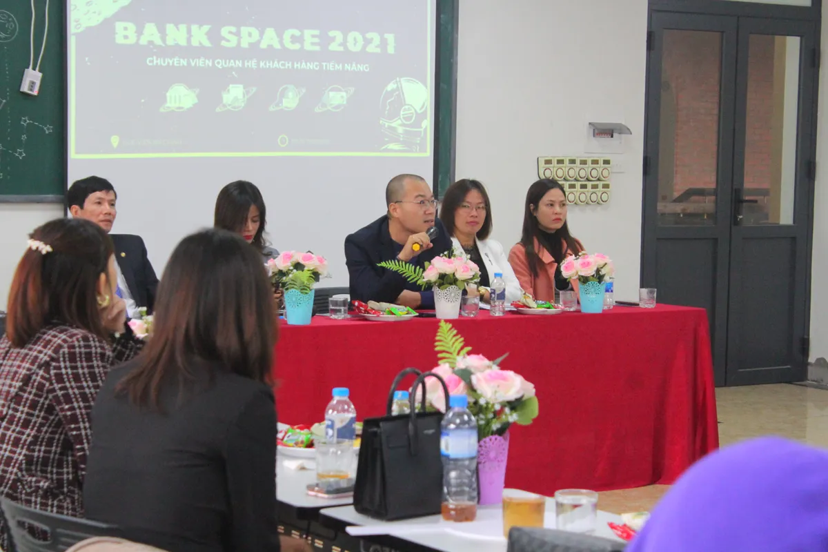 Ảnh minh họa – Talkshow và phỏng vấn "BANK SPACE 2021" -Tìm kiếm và tuyển dụng Bankers tiềm năng tại Học viện Tài chính