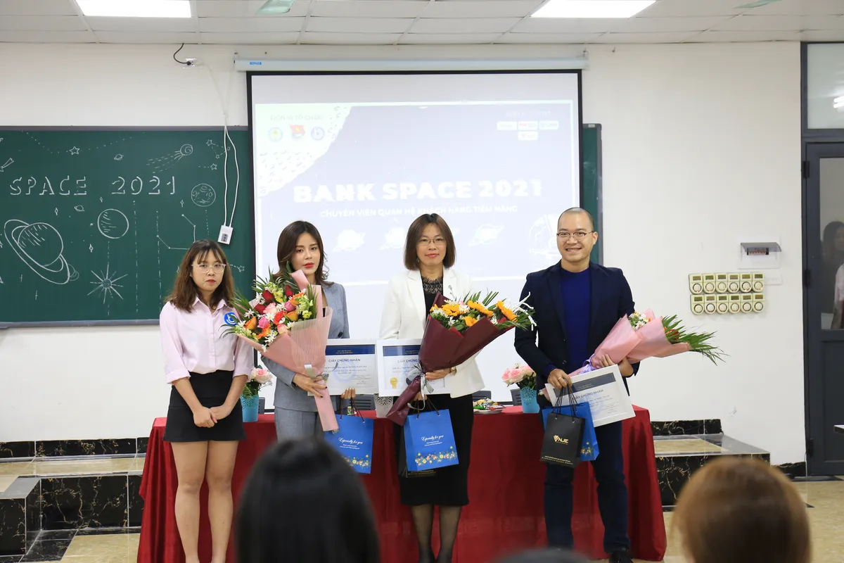 Ảnh minh họa – Talkshow và phỏng vấn "BANK SPACE 2021" -Tìm kiếm và tuyển dụng Bankers tiềm năng tại Học viện Tài chính