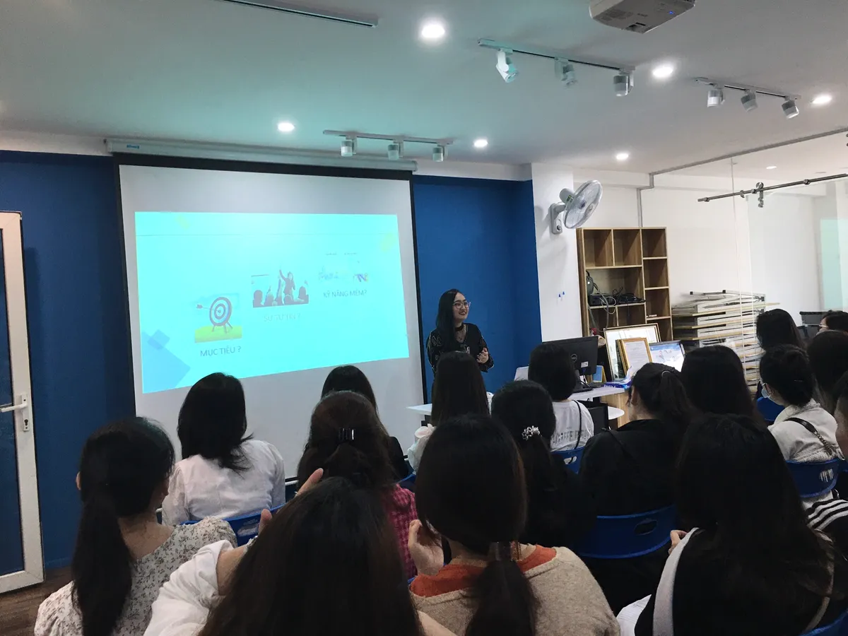 Ảnh minh họa – Talkshow "Chia sẻ các vị trí công việc, cơ hội tuyển dụng ngành ngân hàng và định hướng kỹ năng viết CV - trả lời phỏng vấn"