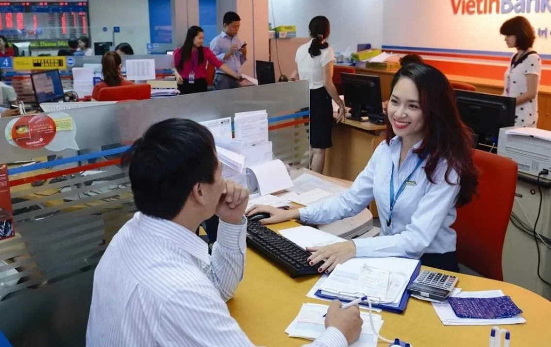 Ảnh minh họa – Làm việc ở ngân hàng có tốt không? nên làm vị trí nào trong ngân hàng?